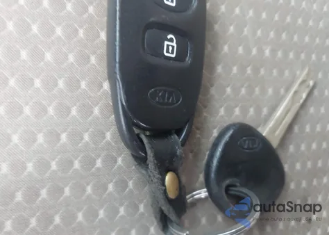 2013 Kia Sorento Lx from USA, damaged, VIN 5XYKT3A61DG365761